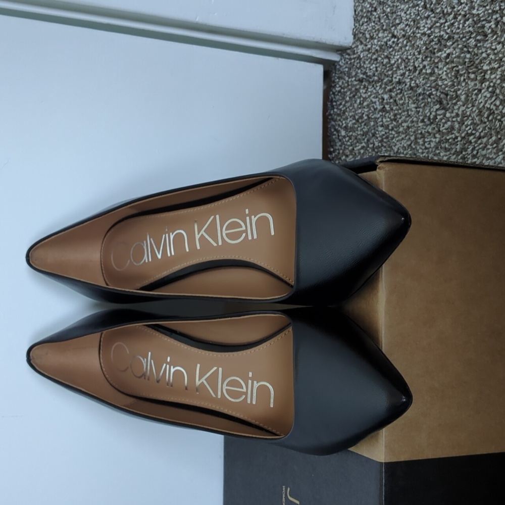 Calvin Klein Gayle Leather Stiletto Dress Pump Black, 6.5